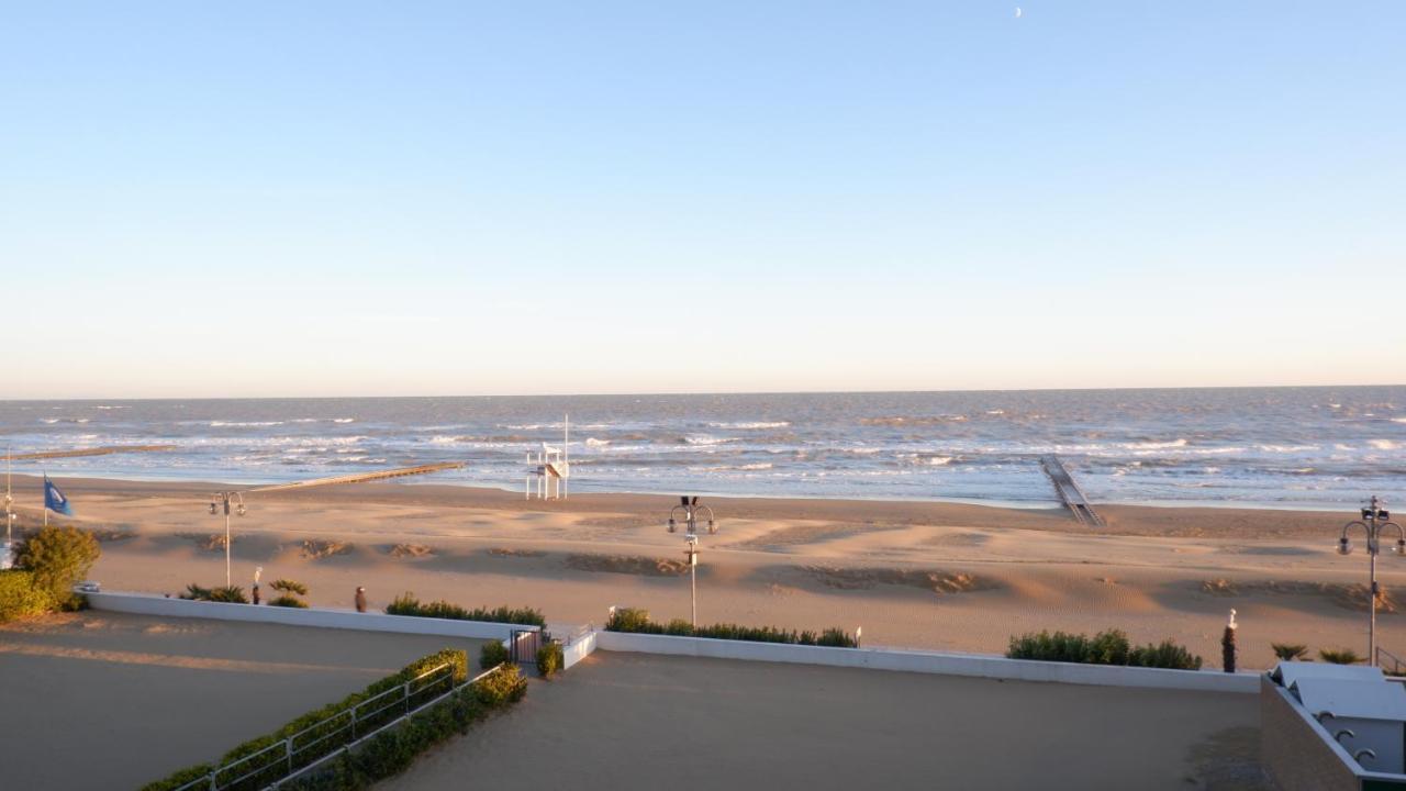 App4Rent Augustus Sea View - Family House - Wifi&Parking - 3 Rooms Lido di Jesolo Dış mekan fotoğraf