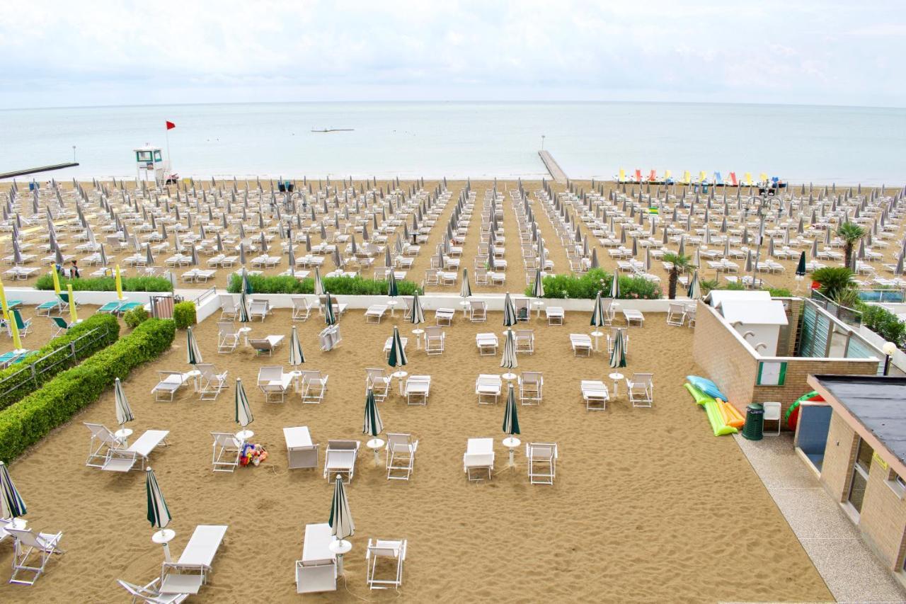 App4Rent Augustus Sea View - Family House - Wifi&Parking - 3 Rooms Lido di Jesolo Dış mekan fotoğraf